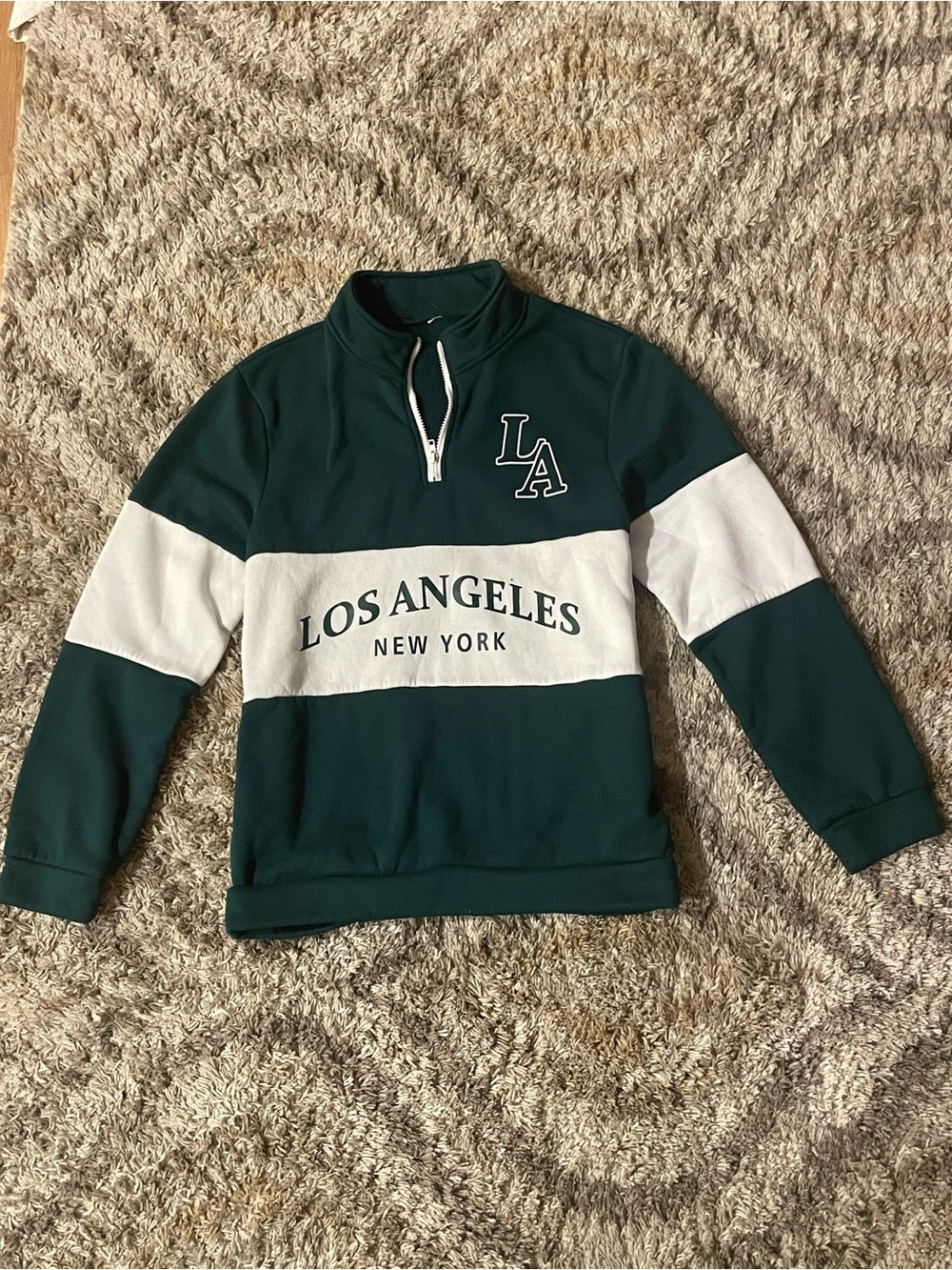 Men's Dark Green & White Quarter-Zip Pullover Sweater - Los Angeles Graphic